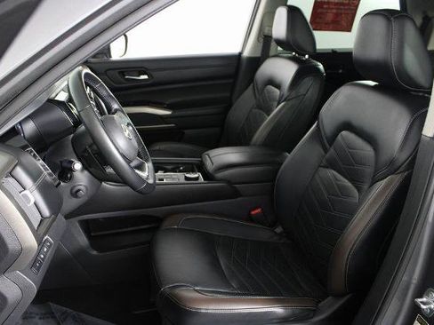 Certified 2023 Nissan Pathfinder Platinum image 15