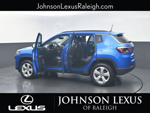 Used 2021 Jeep Compass Latitude w/ Convenience Group image 28