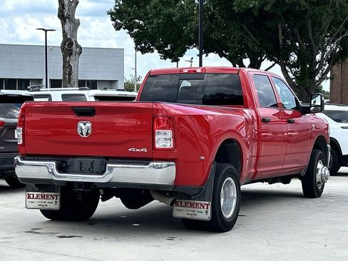 Used 2024 RAM 3500 Tradesman w/ Chrome Appearance Group AWD/4WD image 4