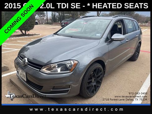 Used 2015 Volkswagen Golf SE image 1