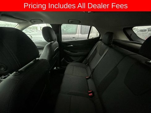 Used 2021 Buick Encore GX Preferred w/ Cold Weather Comfort Package FWD image 8