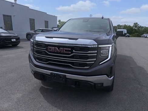 Used 2025 GMC Sierra 1500 SLT w/ SLT Premium Package AWD/4WD image 2
