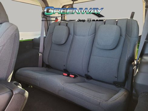 Used 2025 Jeep Wrangler Sport image 15