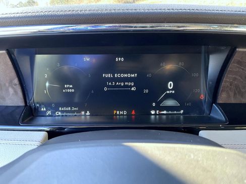 Used 2019 Lincoln Navigator L Reserve image 12