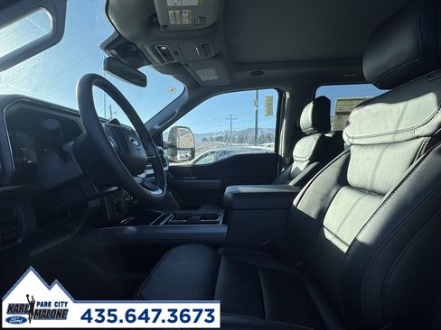 New 2026 Ford F350 Lariat w/ Black Appearance Package image 9