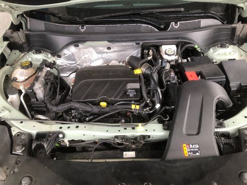 Certified 2025 Chevrolet Trax ACTIV w/ Driver Confidence Package image 3