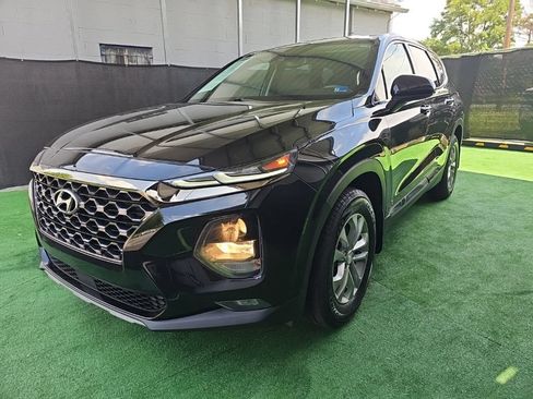 Used 2019 Hyundai Santa Fe SEL FWD image 9