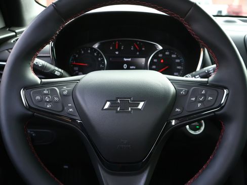 Used 2024 Chevrolet Equinox RS w/ RS Leather Package image 15