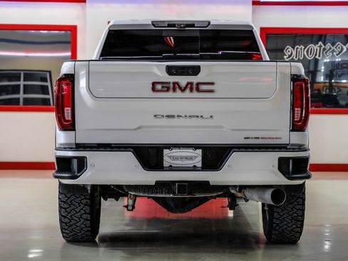 Used 2021 GMC Sierra 2500 Denali w/ Denali Ultimate Package image 12