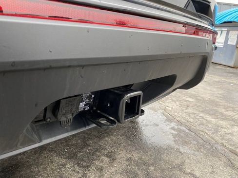 New 2025 Volkswagen Atlas Cross Sport SEL image 37