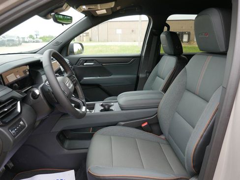New 2026 GMC Acadia AT4 AWD/4WD image 16