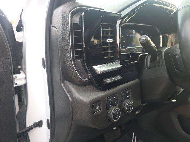 Used 2024 Chevrolet Silverado 3500 High Country w/ High Country Premium Package AWD/4WD image 20