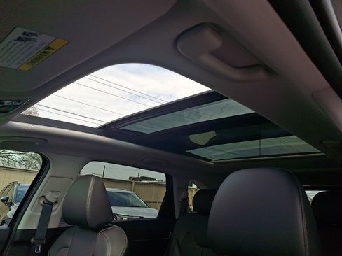 New 2026 Kia Sorento S w/ S Panoramic Sunroof Package image 10