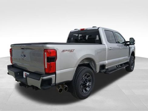 Used 2023 Ford F250 Lariat w/ Sport Appearance Package image 5