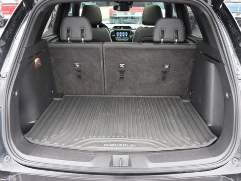 Used 2023 Chevrolet TrailBlazer RS w/ Sun and Liftgate Package image 21