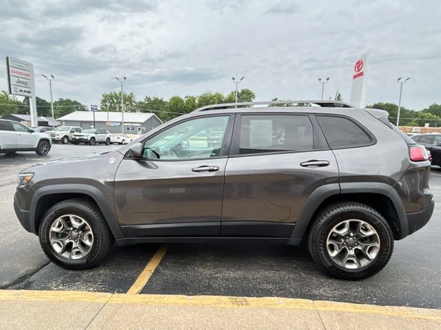 Used 2019 Jeep Cherokee Trailhawk AWD/4WD image 6