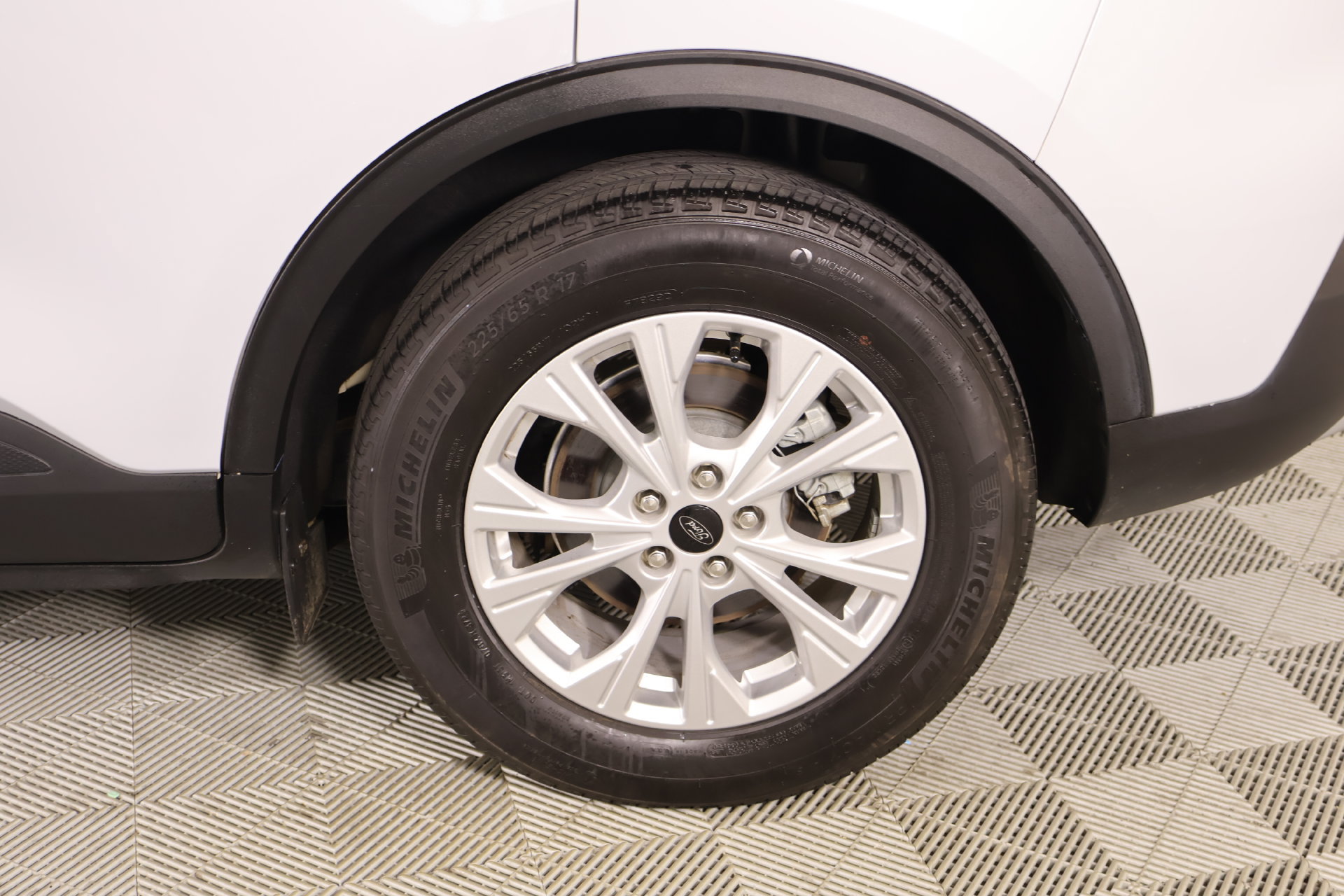 Used 2025 Ford Escape Active w/ Cold Weather Package FWD image 18