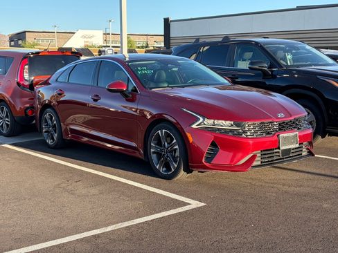 Used 2021 Kia K5 EX w/ EX Premium Package image 2