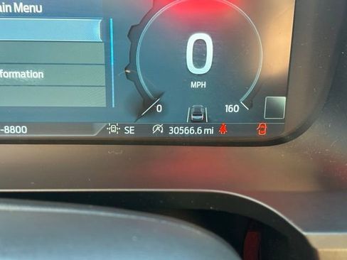 Used 2022 Ford Expedition Platinum image 11