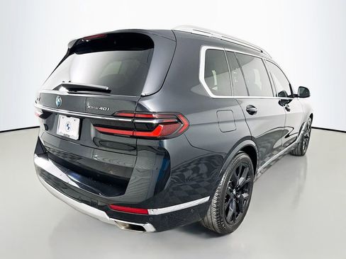 Certified 2023 BMW X7 xDrive40i w/ Premium Package image 5