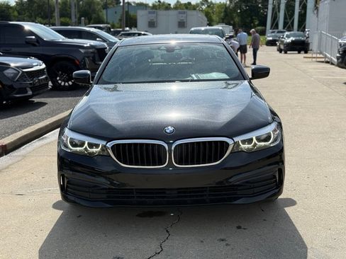 Used 2019 BMW 530i w/ Convenience Package RWD image 3