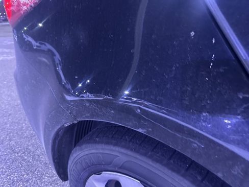 Used 2016 Kia Forte LX image 15