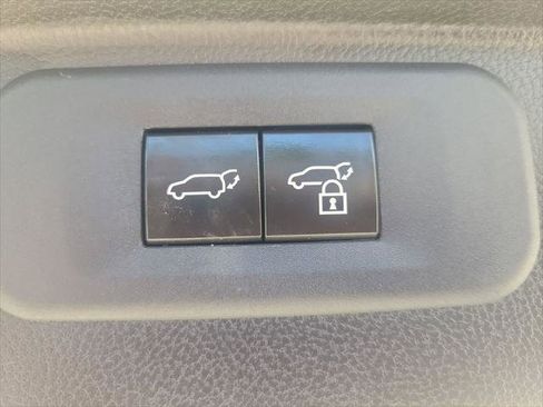 Certified 2024 Toyota Grand Highlander XLE image 62