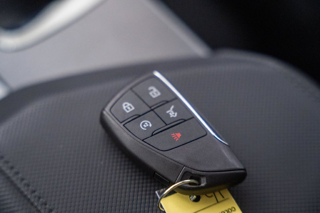 Used 2024 Chevrolet Equinox EV RS AWD/4WD image 46