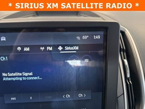 Used 2024 Ford Edge SEL w/ Convenience Package image 13