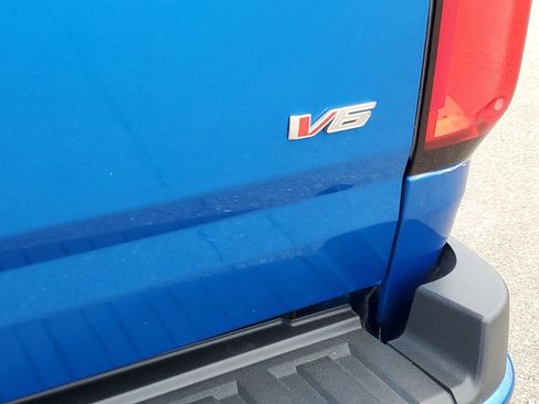 Certified 2022 Chevrolet Colorado LT w/ LT Convenience Package AWD/4WD image 32