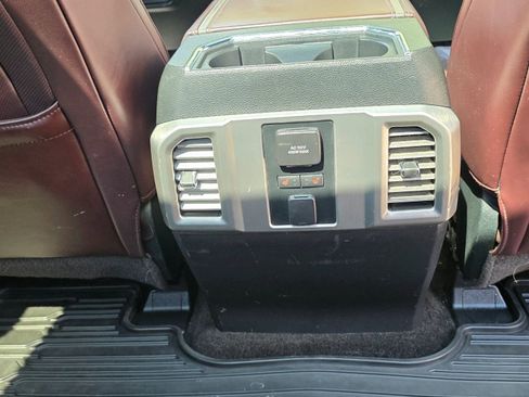 Used 2015 Ford F150 Platinum w/ Technology Package image 18