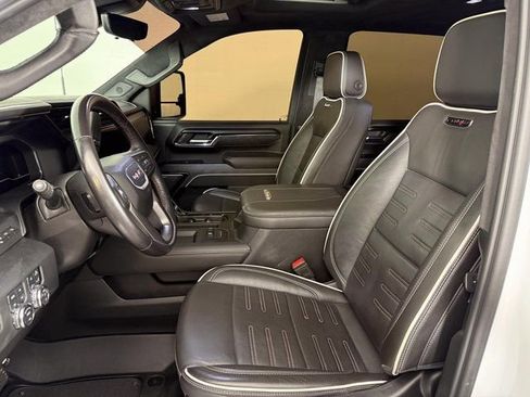 Used 2024 GMC Sierra 2500 AT4X image 15