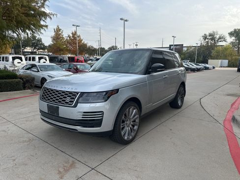 Used 2018 Land Rover Range Rover Supercharged image 1