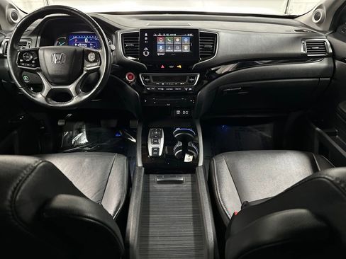 Used 2022 Honda Pilot Touring image 23