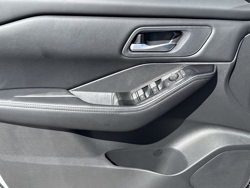 New 2026 Nissan Rogue SV image 19