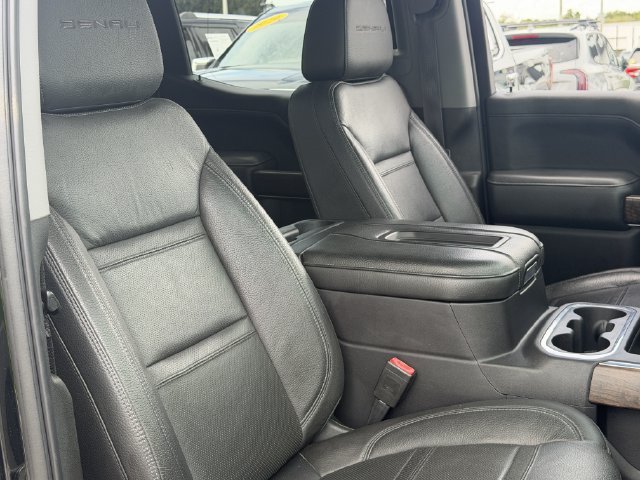Used 2021 GMC Sierra 1500 Denali w/ Denali Ultimate Package RWD image 19