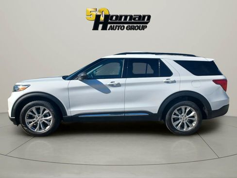 Used 2020 Ford Explorer 4WD XLT w/ Equipment Group 202A image 2