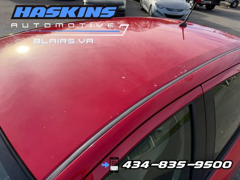 Used 2012 Toyota Yaris LE image 31