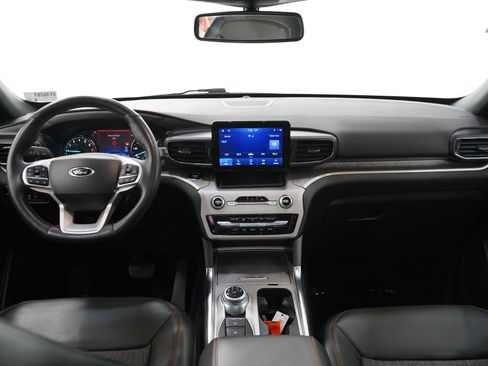 Used 2023 Ford Explorer Timberline w/ Timberline Technology Package AWD/4WD image 14