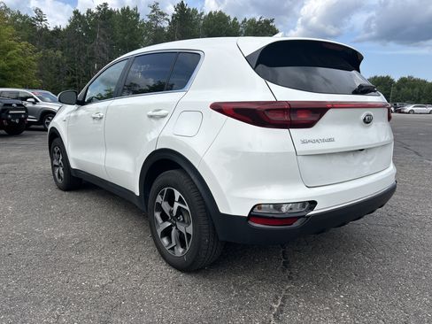 Used 2020 Kia Sportage LX AWD/4WD image 6
