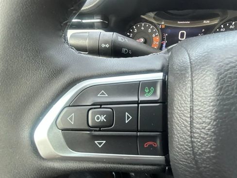 Used 2025 Jeep Compass Limited AWD/4WD image 21