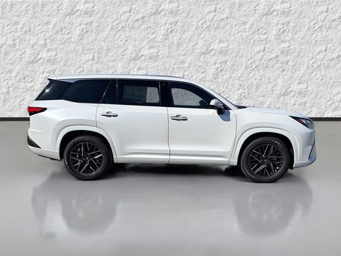 New 2026 Lexus TX 350 AWD image 2