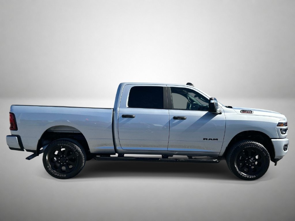 Used 2026 RAM 2500 Big Horn AWD/4WD image 2