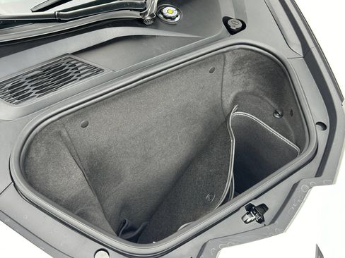 Used 2025 Chevrolet Corvette Z06 RWD image 39