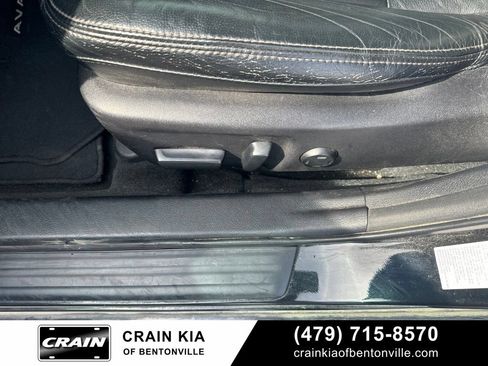 Used 2013 Toyota Avalon XLE Touring FWD image 12
