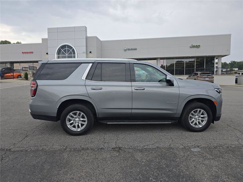 Used 2023 Chevrolet Tahoe LT AWD/4WD image 2