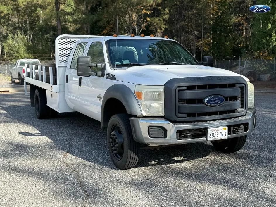 Used 2013 Ford F550 4x4 Crew Cab Super Duty w/ Payload Upgrade Pkg image 4