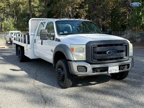 Used 2013 Ford F550 4x4 Crew Cab Super Duty w/ Payload Upgrade Pkg image 4