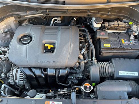 Used 2025 Kia Soul LX w/ LX Technology Package image 30