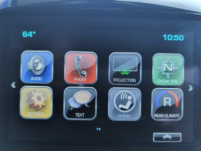 Used 2018 Chevrolet Traverse LT FWD image 3